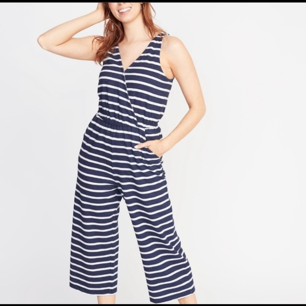 Old navy wrap front jumpsuit, L